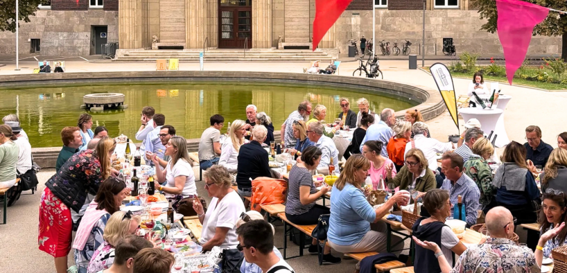 PICKNICK IM EHRENHOF
